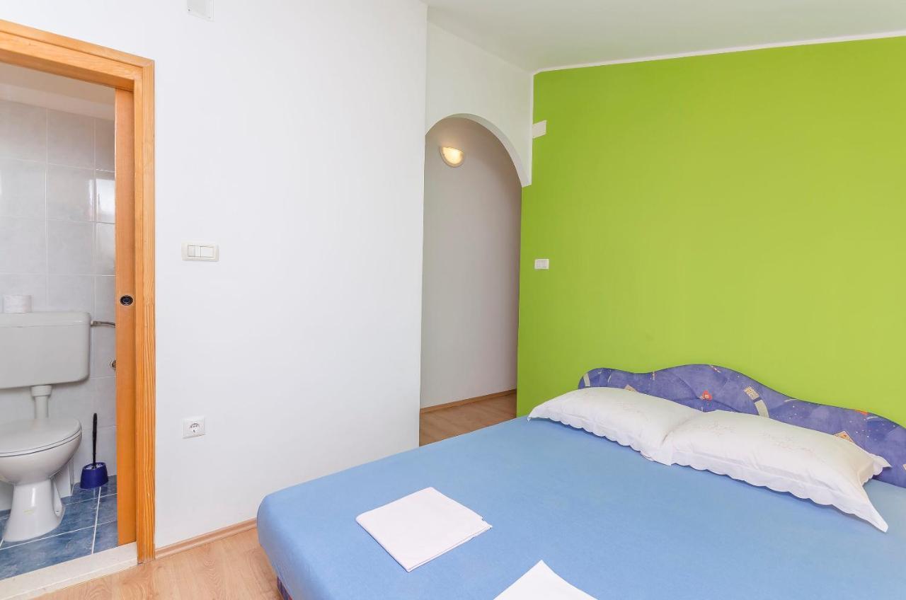 Apartments Mira I Vodice Eksteriør billede