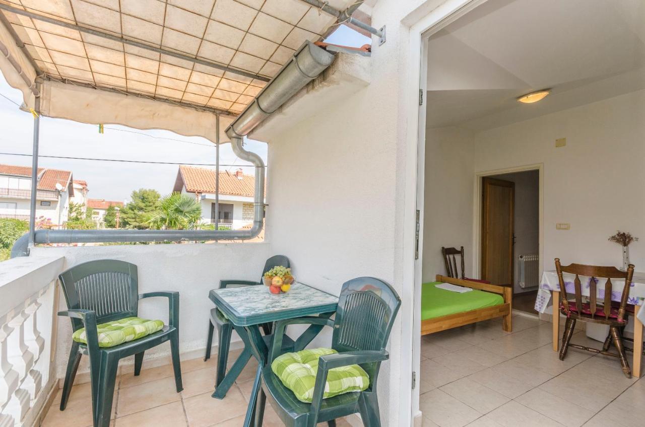 Apartments Mira I Vodice Eksteriør billede