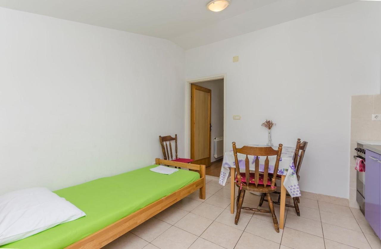 Apartments Mira I Vodice Eksteriør billede